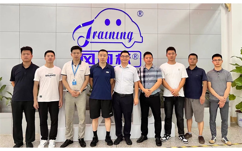 賦能聚力 攜手共贏-風(fēng)向標(biāo)合作伙伴培訓(xùn)成功舉行